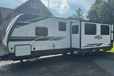Grand Design Imagine 3000 QB 35 Travel Trailer