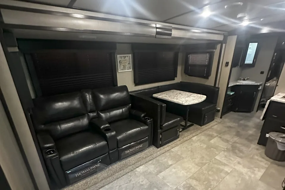 Grand Design Imagine 3000 QB 35 Travel Trailer