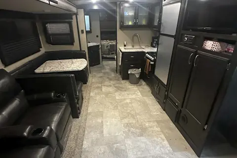 Grand Design Imagine 3000 QB 35 Travel Trailer