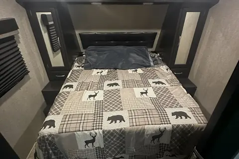 Grand Design Imagine 3000 QB 35 Travel Trailer