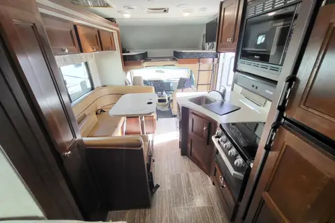 Rv Rentals Way of Life's Forester 2421MS CMF1