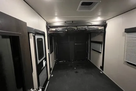 greg's Grand Design 31g Toy Hauler