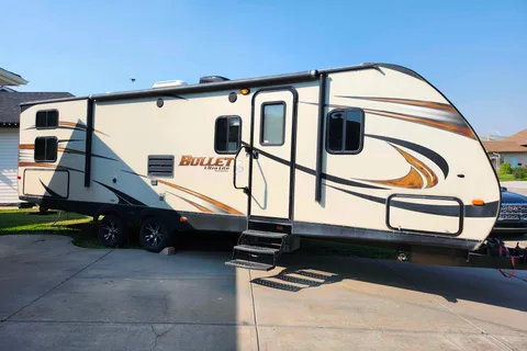 Rokosh Ultralight Bullet Travel Trailer - Sleeps  10