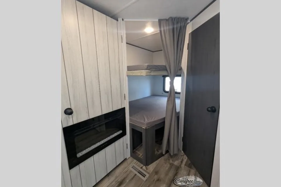 Carefree's Dutchmen Aspen Trail LE 23BH Travel Trailer