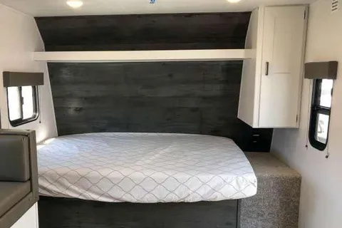 Keystone Hideout 176BH Bunkhouse Travel Trailer 2022
