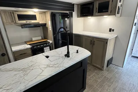 Mirasol Mobile - Forest River Cherokee alpha wolf Travel Trailer