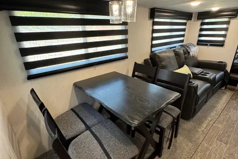 Mirasol Mobile - Forest River Cherokee alpha wolf Travel Trailer