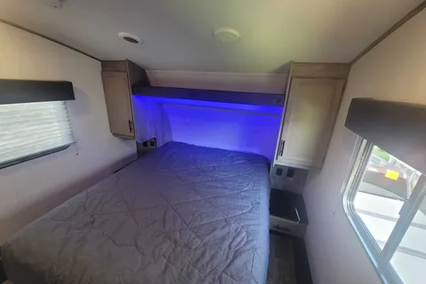 Family getaway 5th wheel camper.