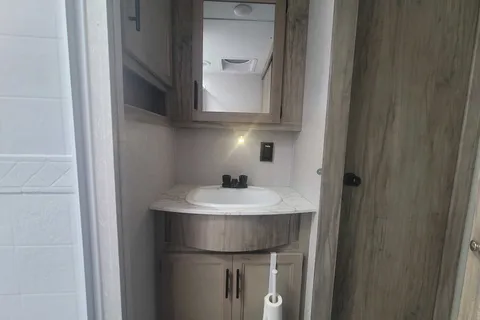 Family getaway 5th wheel camper.