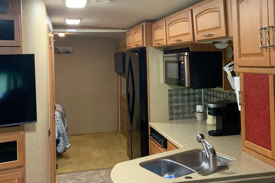 Rick's Winnebago Voyager Class A