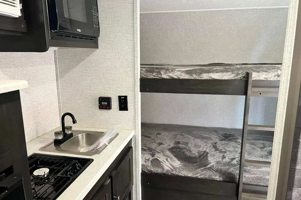 Christopher's Braxton Creek Bushwacker Plus 17BH Micro Trailer