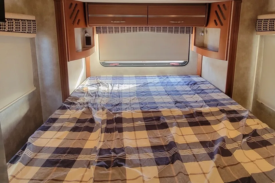 Class C Winnebago Navion