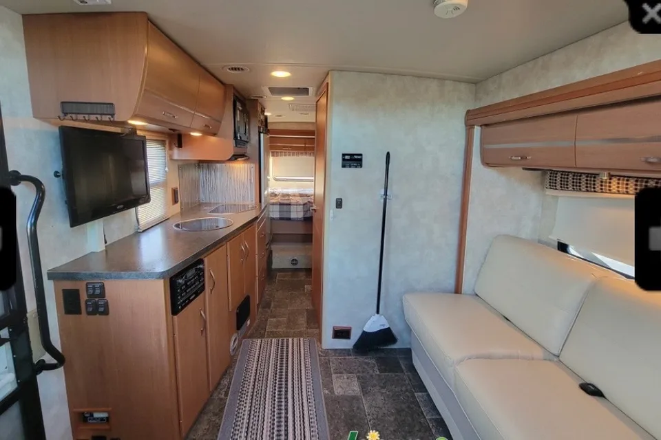 Class C Winnebago Navion
