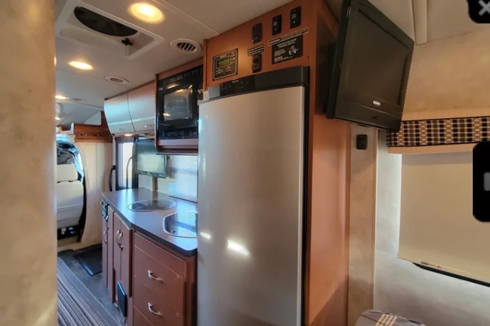 Class C Winnebago Navion