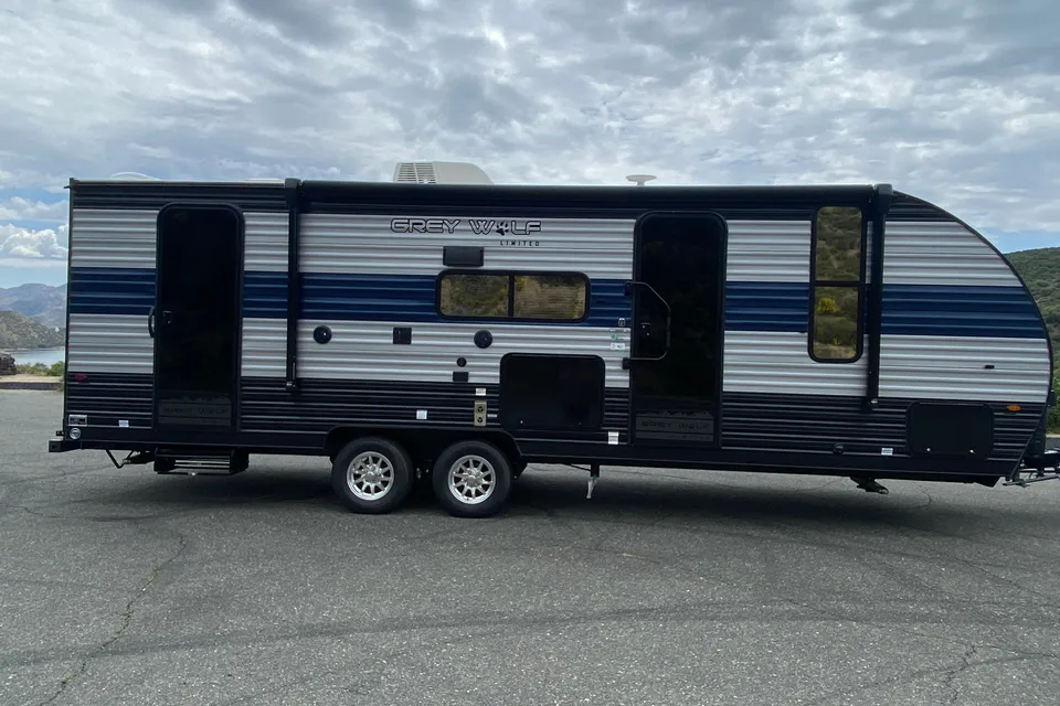 2023 Grey Wolf Sleeps 8 With Bunk Beds & Solar!