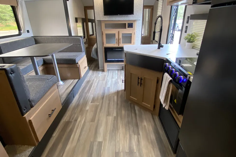2023 Grey Wolf Sleeps 8 With Bunk Beds & Solar!