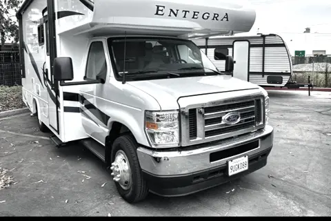 Adventure Entegra Coach Odyssey (FESTIVAL FRIENDLY)