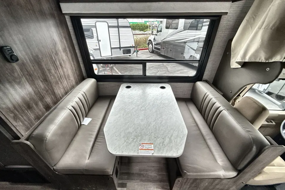 Adventure Entegra Coach Odyssey (FESTIVAL FRIENDLY)