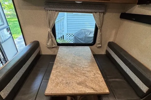 Juniper Skye - 2019 Forest River Rockwood Mini-Lite *Pet Friendly*