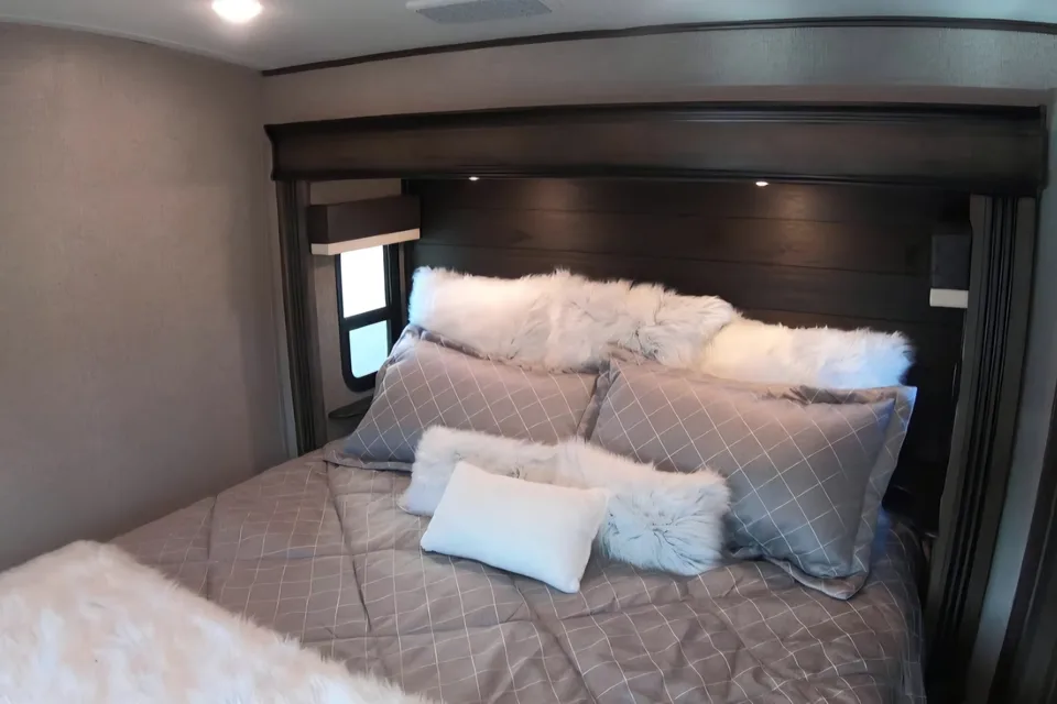 Christopher’s Premier Fifth Wheel
