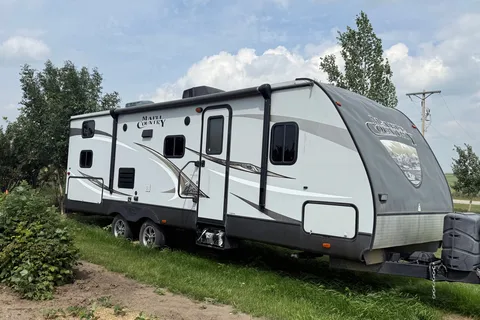 Suzie's Beautiful home on Wheels!
