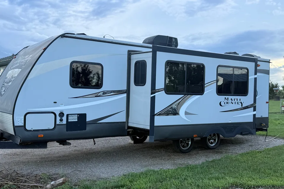 Suzie's Beautiful home on Wheels!