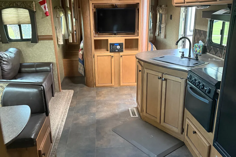 Suzie's Beautiful home on Wheels!