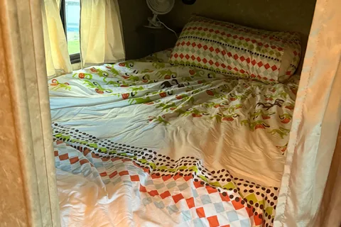 Suzie's Beautiful home on Wheels!