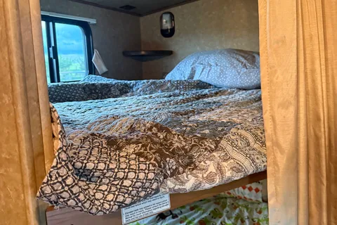 Suzie's Beautiful home on Wheels!