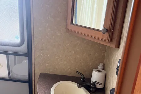 Suzie's Beautiful home on Wheels!