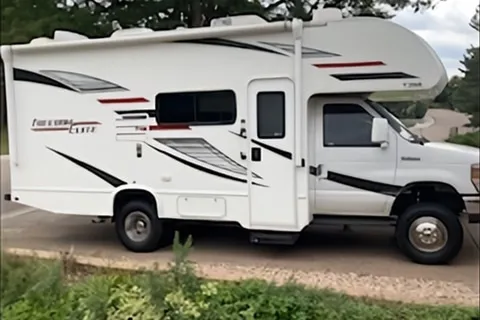 Chris's Thor Motor Coach Freedom Elite FE Class C