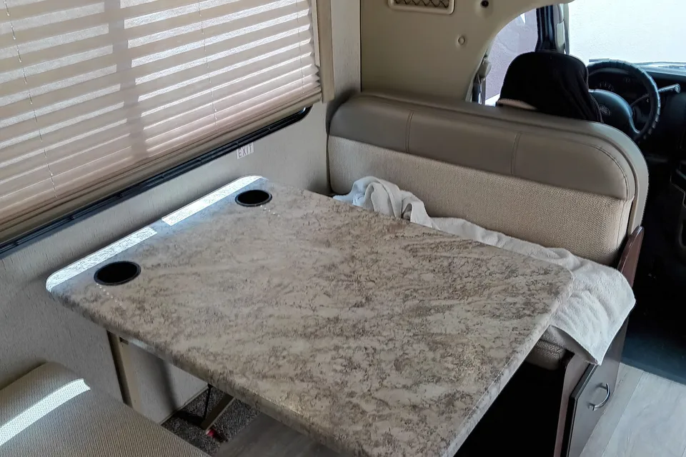 Chris's Thor Motor Coach Freedom Elite FE Class C
