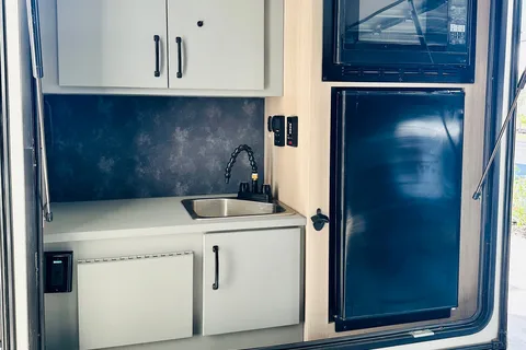 Rosemary's pet friendly camper