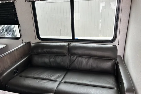 Tiauna's Coleman Lantern LT Travel Trailer