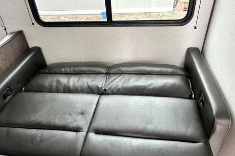 Tiauna's Coleman Lantern LT Travel Trailer