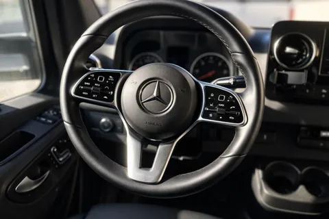 💎 Merci 𝗕𝗲𝗻𝘇 💎 BRAND NEW 2026 • Premium Sprinter • Low Mileage • Sleeps 6 ✨