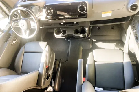 💎 Merci 𝗕𝗲𝗻𝘇 💎 BRAND NEW 2026 • Premium Sprinter • Low Mileage • Sleeps 6 ✨