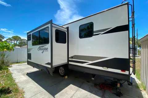 2022 Grand Design Imagine 29' Travel Trailer sleeps 4 - camping site included