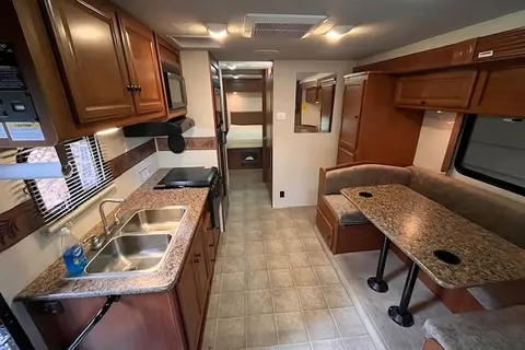 Fleetwood Mac TIOGA Ranger Class C