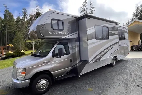 Fleetwood Mac TIOGA Ranger Class C