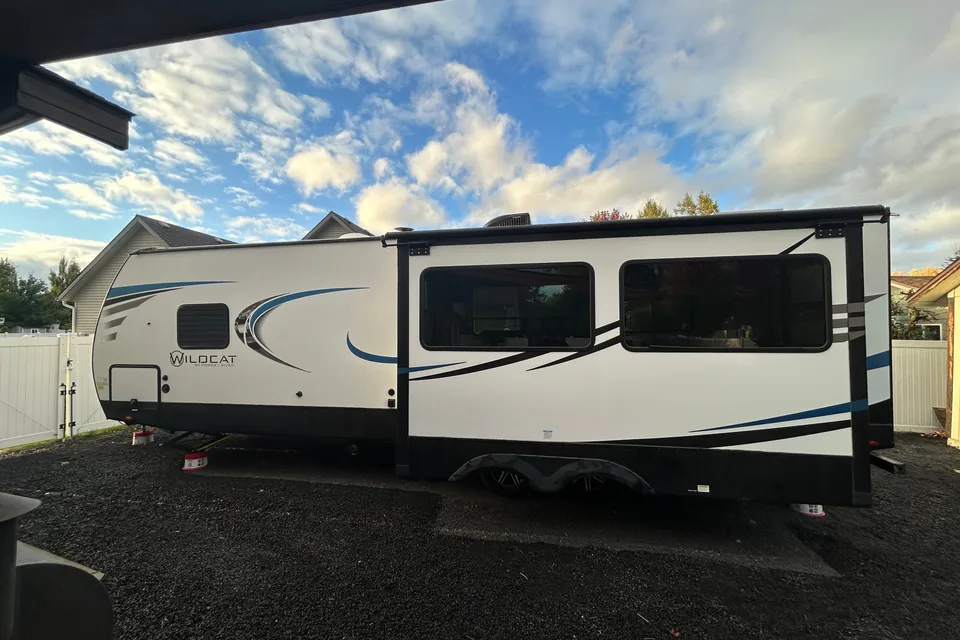 Forest River 282RKX Travel Trailer- Wildcat