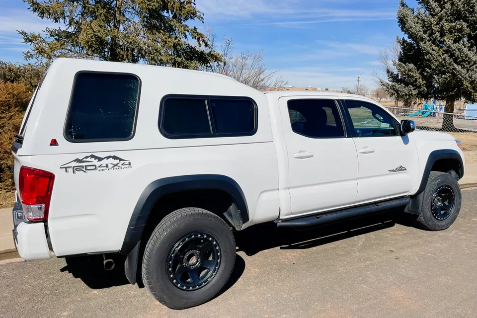 Toyota Tacoma (Longbed) Truck Camper