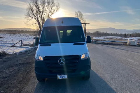 Campervan North America Treasure Chaser