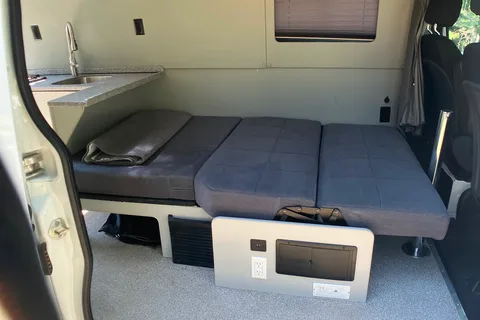 Campervan North America Treasure Chaser