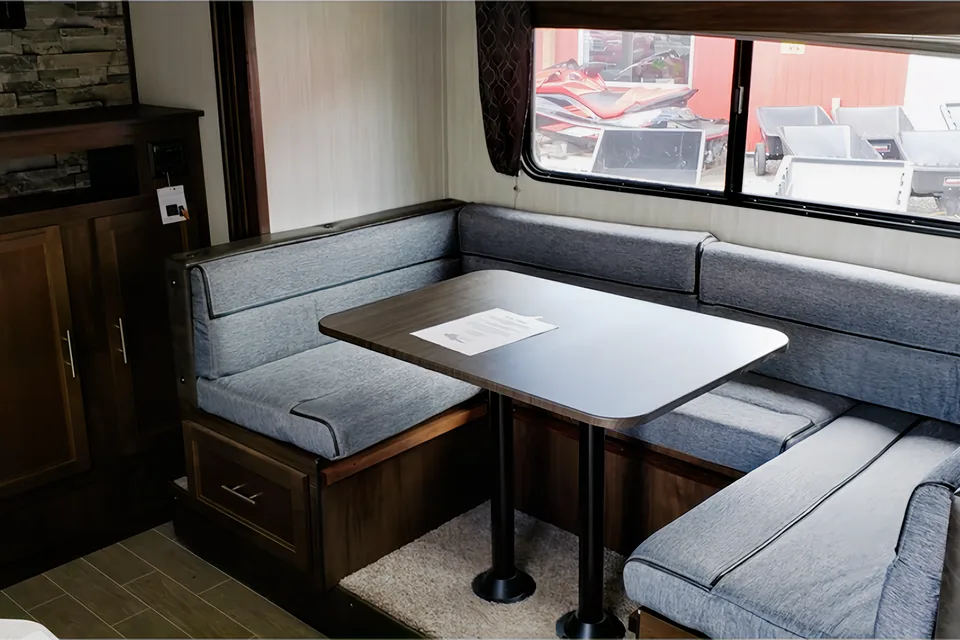 Cedrik's Grey Wolf 27RR Toy Hauler