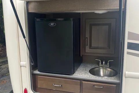 Class A Motor Coach - Pets Allowed