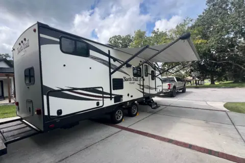Chase's Heartland Caliber North Trail 24 BHS Travel Trailer