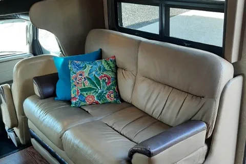 Finny's Jayco Greyhawk Class C