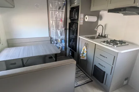 The Cozy Camper