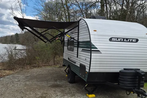 Adventure Ready 2025 16 Foot Camper